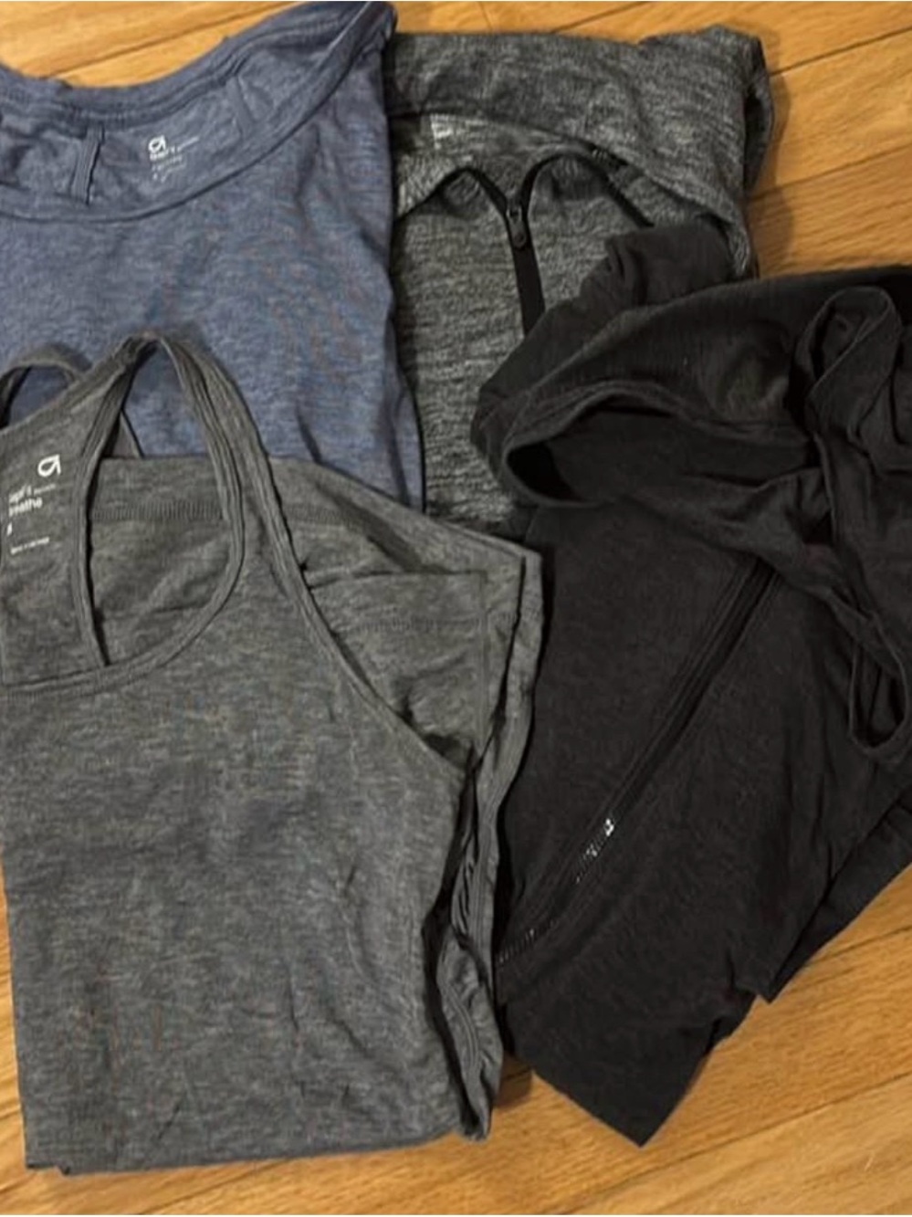 GAP Women's Tank & Tops Bundle - Blue, Gray, Black